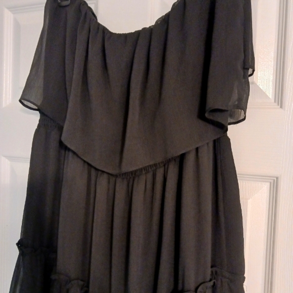 Layered Strapless Dress - Picture 3 of 3